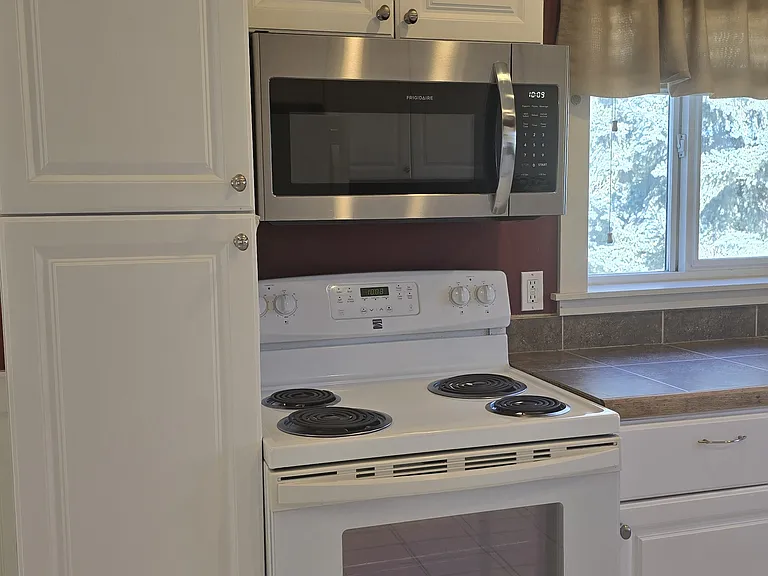 609 N Wenas St — Photo 5