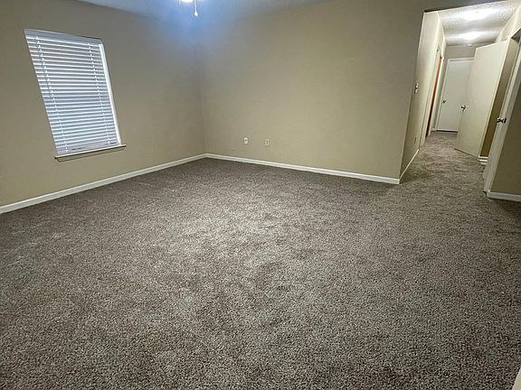 2nd image of 1548 Delplaza Dr #A