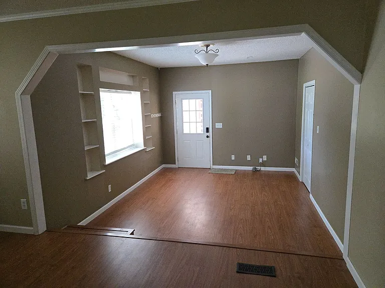 285 County Road 1387 — Photo 8