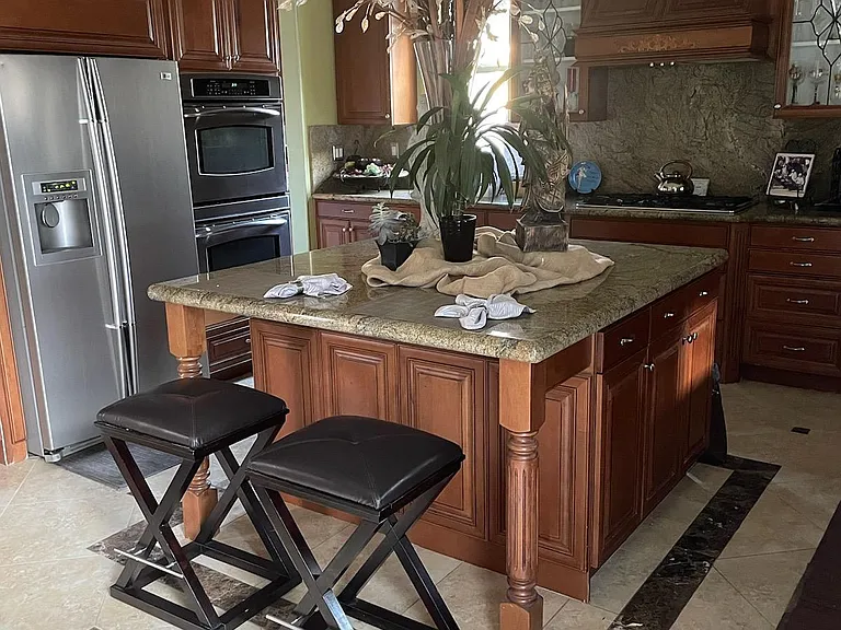 22249 Safe Harbor Ct — Photo 4
