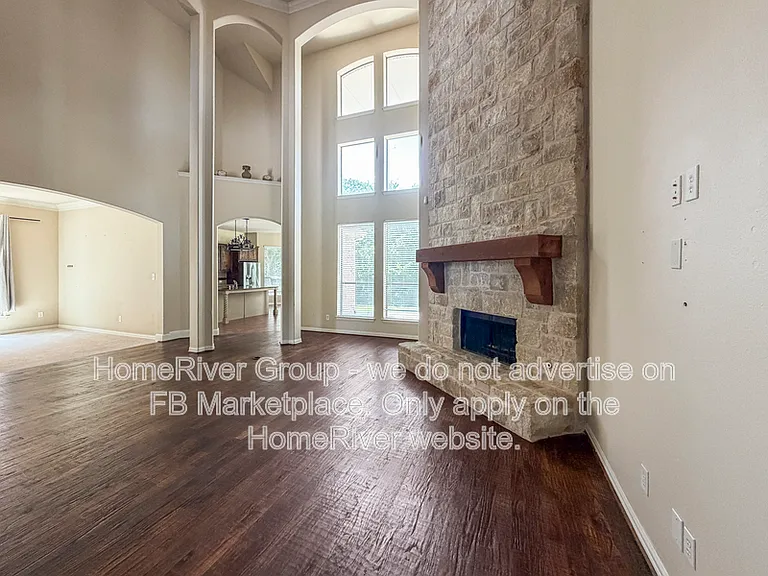 1105 Reese Way — Photo 3