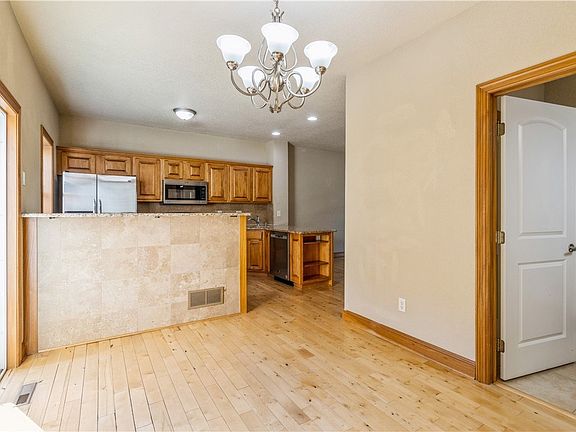 4th image of 6270 Beechtree Dr #19103