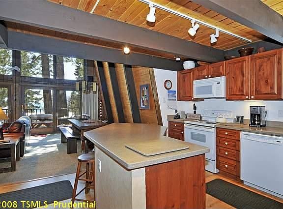 4th image of 108 Mammoth Dr
