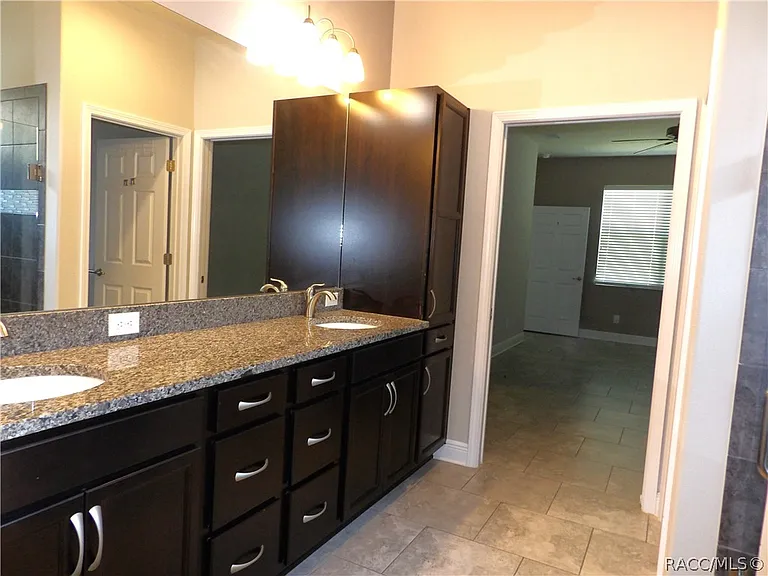 1597 W Caroline Path — Photo 11