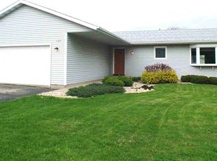 142 W Main St, Dane, WI 53529