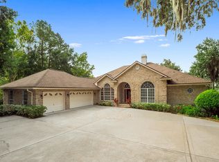 3664 Spinnaker Ct, Jacksonville, FL 32277