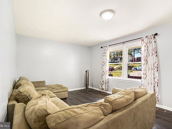 5th image of 314 Burman Ln
