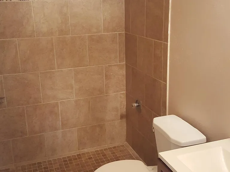 7901 Trimble Dr — Photo 12