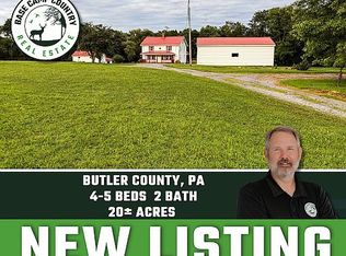 123 Black Rd, Harrisville, PA 16038