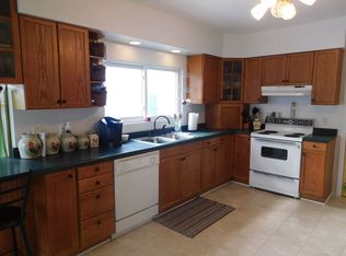 421 2nd Ave W, Cresco, IA 52136