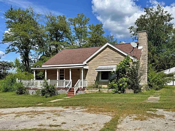 1559 Scenic Hill Rd, Loogootee, IN 47553