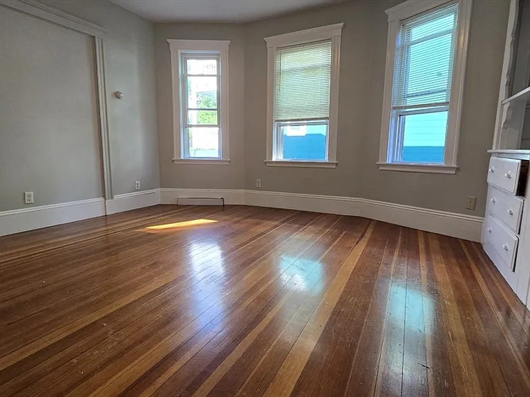 86 Conwell Ave #A — Photo 4