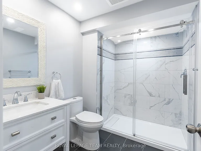 512 Breccia Hts — Photo 44