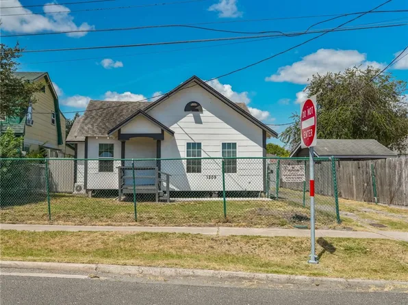1209 17th St, Corpus Christi, TX 78405