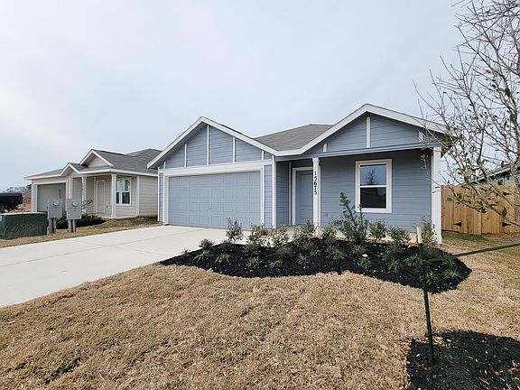 2nd image of 15675 Plum Brook Dr