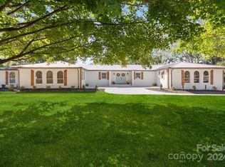 513 Delview Rd, Cherryville, NC 28021