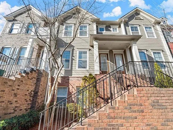 1737 Breyerton Dr, Atlanta, GA 30329