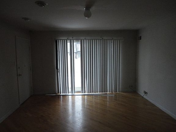 2nd image of 9407 Bay Colony Dr APT 1E