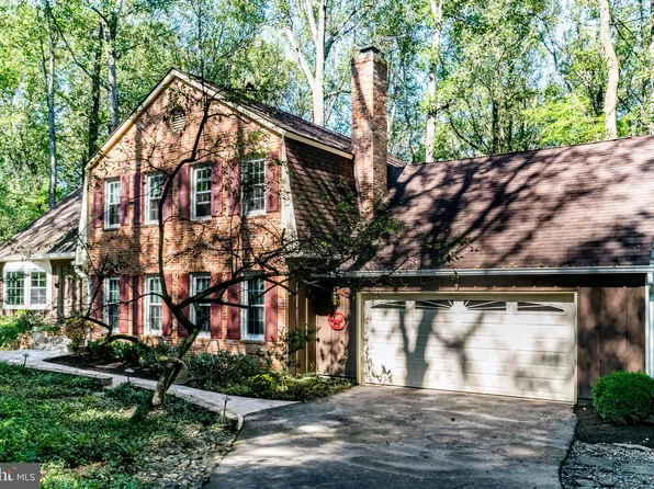 3322 Saddlestone Ct, Oakton, VA 22124