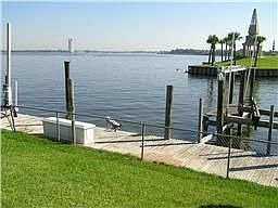 1st image of 936 Plantation Dr