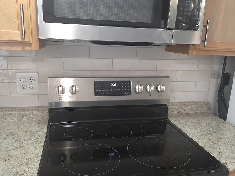 209 E Front St #C — Photo 10