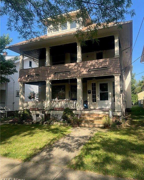1st image of 1605 Larchmont Ave