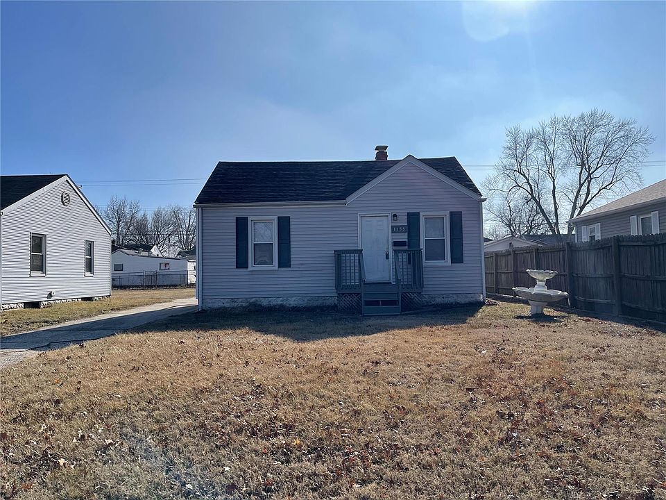 1st image of 1138 E Lorena Ave