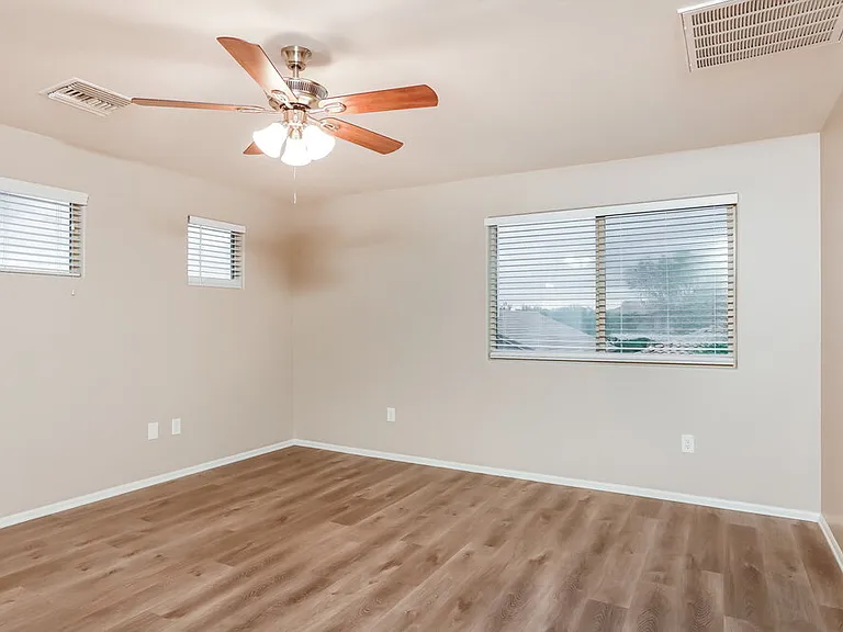6851 W Leeward Cove Way — Photo 10