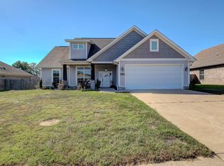 3002 Johnswood Village Dr, Bryant, AR 72022