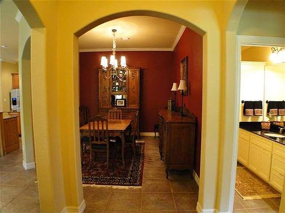 3rd image of 12775 Sequoia Ln