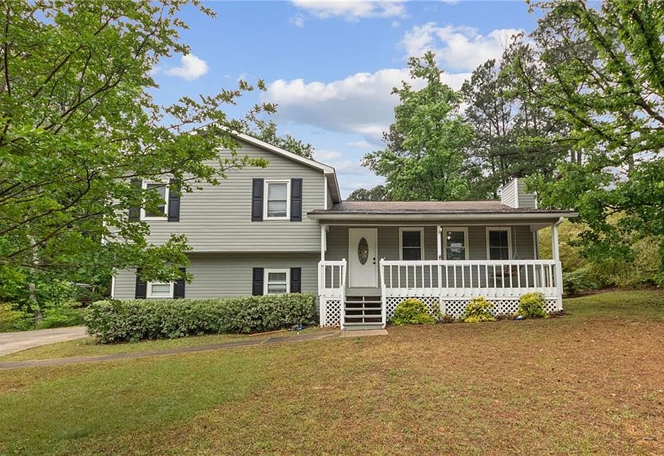 1st image of 34 Amanda Ct