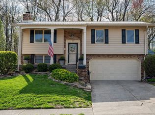 6120 Ashbrooke Rd, Evansville, IN 47710