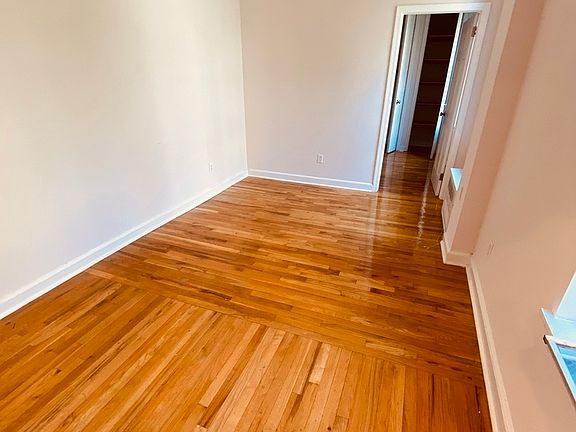 3rd image of 200 W 92nd St APT 3B