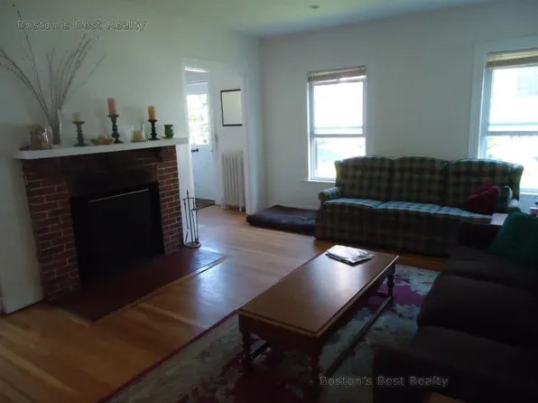 117 Lanark Rd #1, Brighton, MA 02135