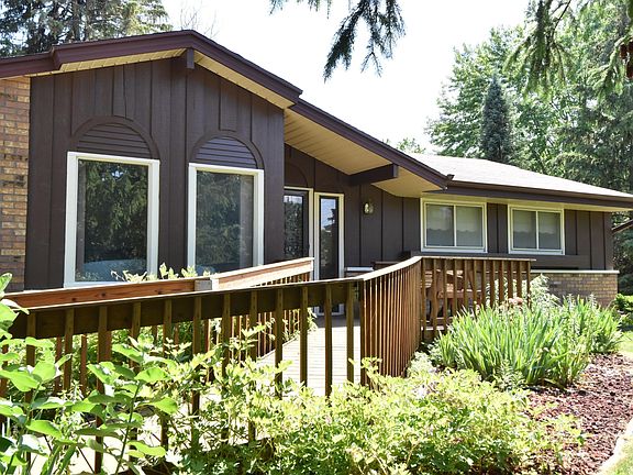 3rd image of 6747 W Goodrich Ln