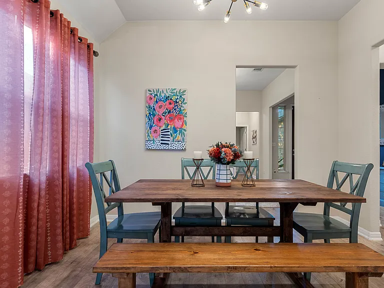 2428 Granite Hill Dr — Photo 24