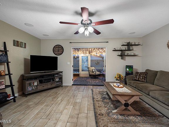 5th image of 150 E JASMINE Street