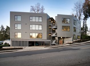 2901 SW Canby Ct #102, Portland, OR 97219