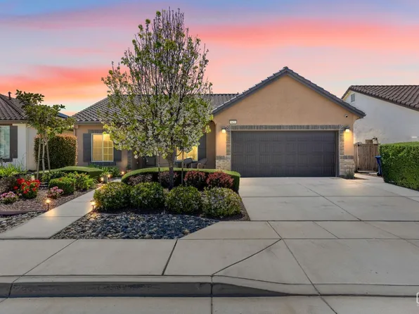 9431 Woodbrook Dr, Shafter, CA 93263