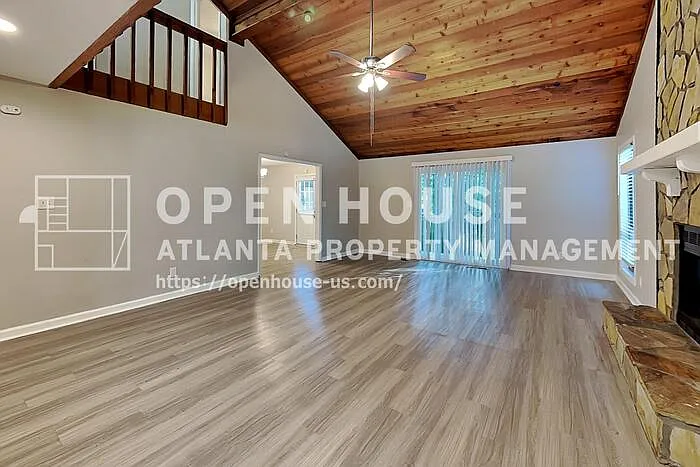 3 bed, 2.5 bath, 1872 sqft, $2,300 — Photo 3