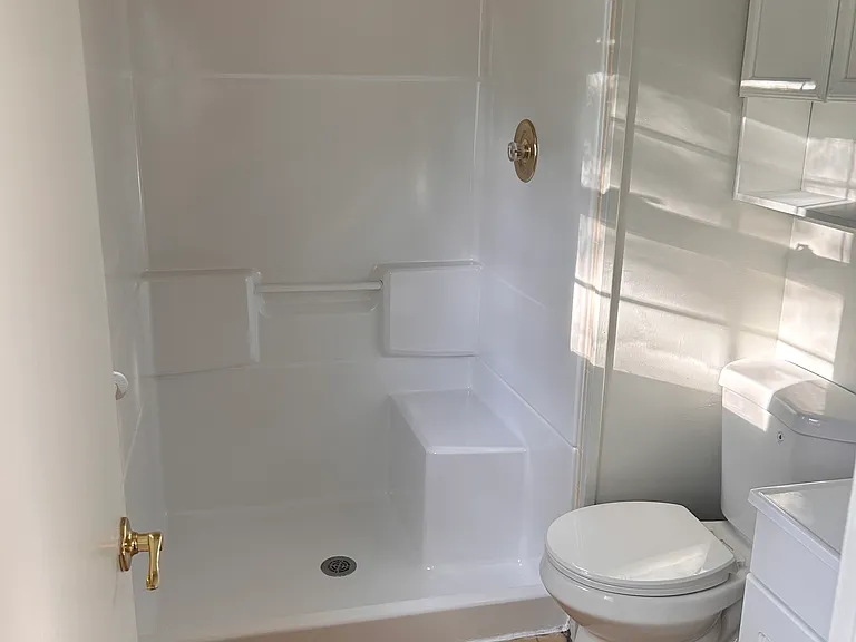 13318 Donnelly Ave — Photo 5