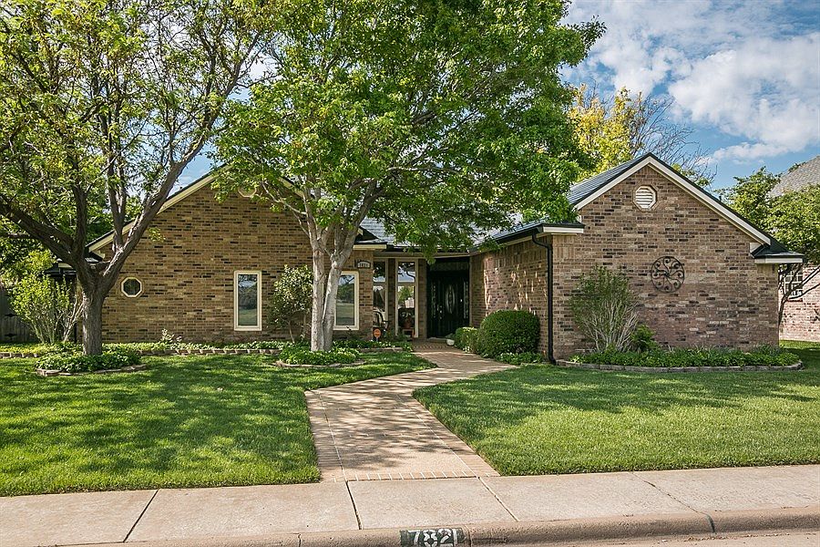 1st image of 7821 Underwood Dr