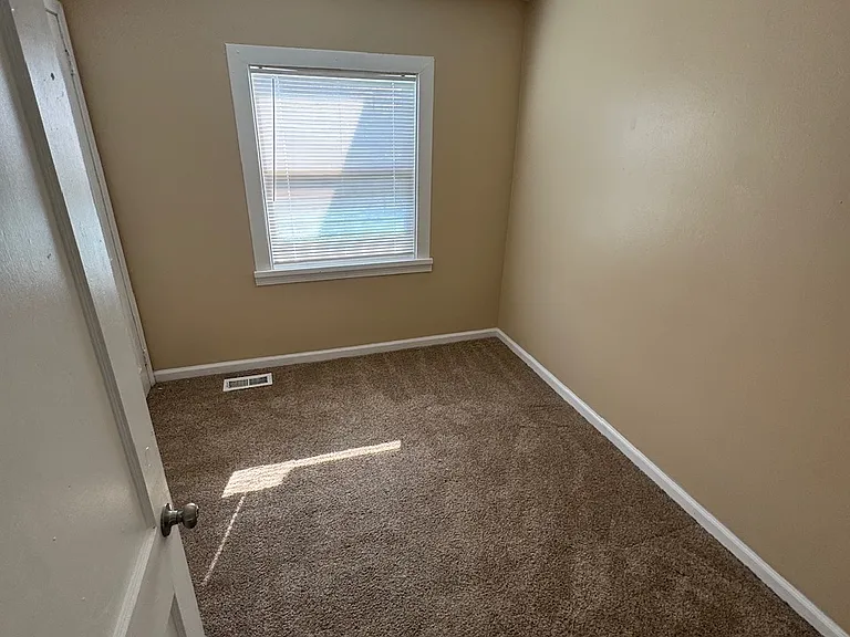33754 Floyd St — Photo 12