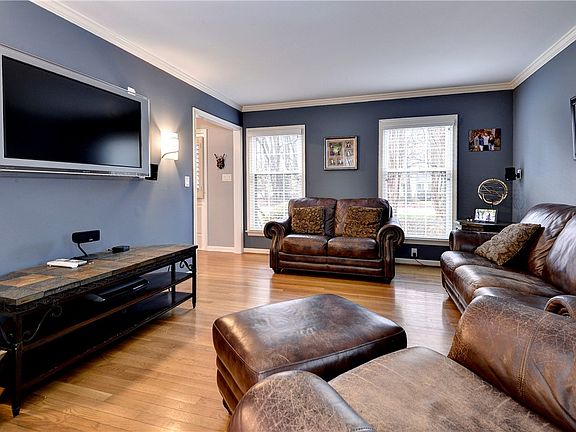 5th image of 3320 Timber Rdg