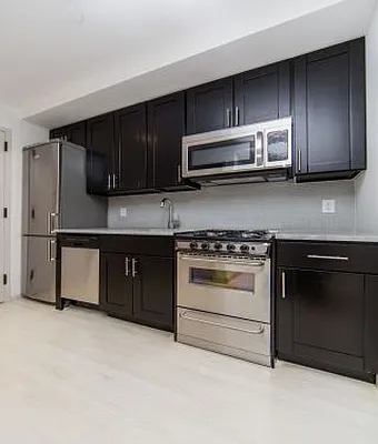 Rented by Voro New York | media 18