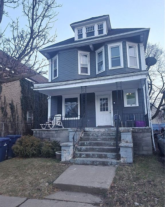1st image of 599 E Ferry St