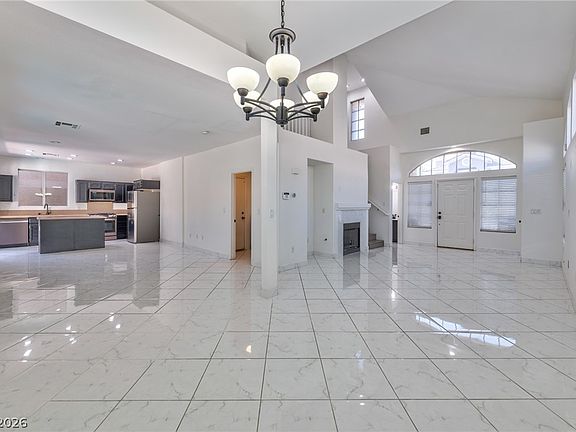 4th image of 908 Siena Hills Ln