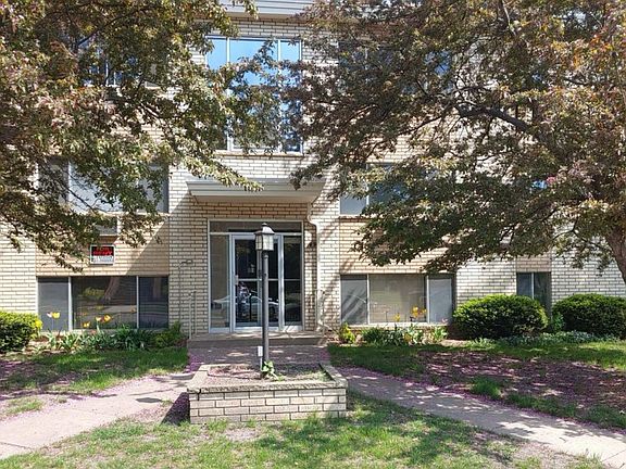 4th image of 1491 Portland Ave APT 2