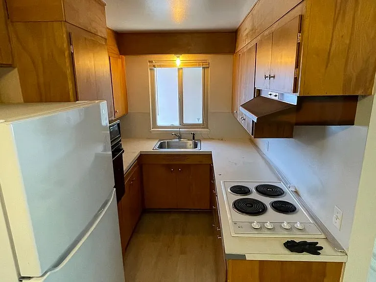 4108 Fremont Ave N — Photo 7