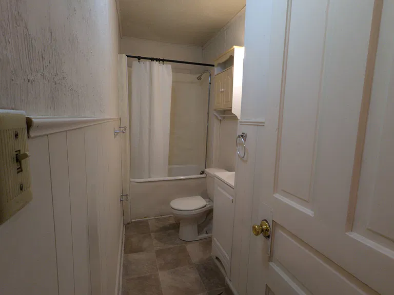 509 N 9th St — Photo 12